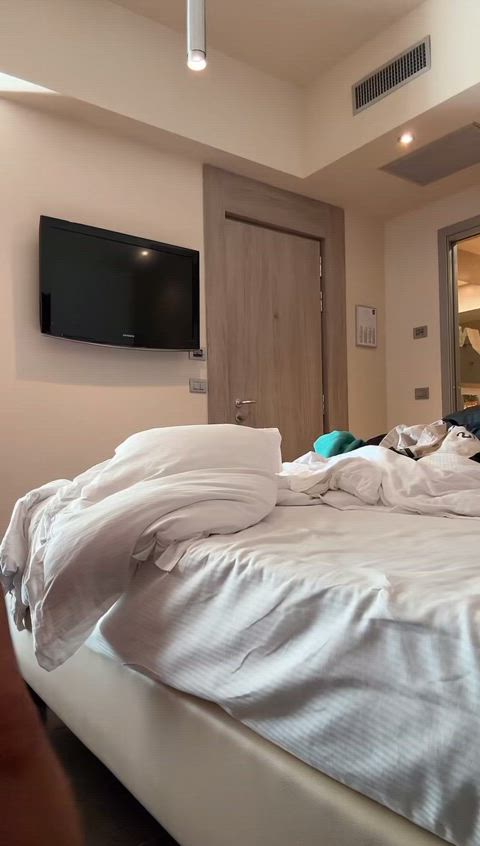 big tits fancentro latina tattooed latinas clip