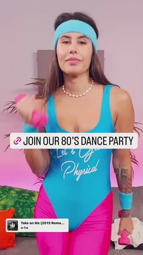 cleavage dancing slut tits whore clip