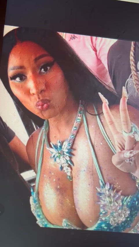 nicki minaj tribbing tribute clip
