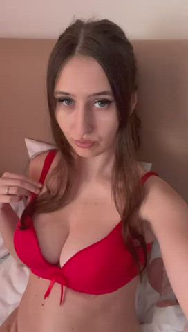 boobs tease teen clip