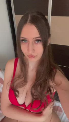 boobs tease teen clip