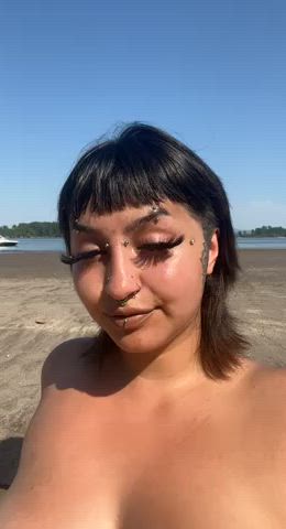 I want cum on these tits π₯΅