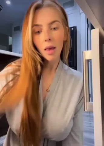 Boobs TikTok White Girl clip