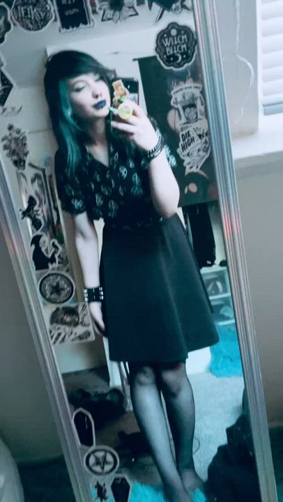 Haiii darlings🖤🦇