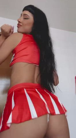 Fuck me like you mean it.. I wannt to feel it