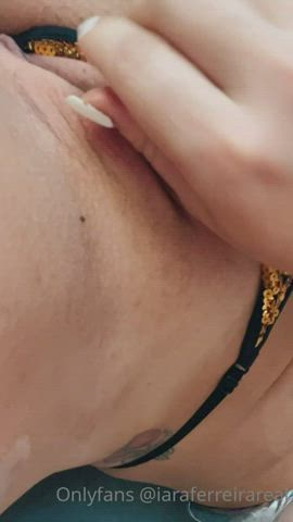 fingering pussy tits clip