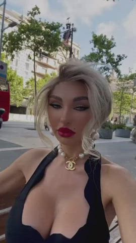 blonde cute dress clip