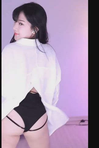 dancing korean solo clip