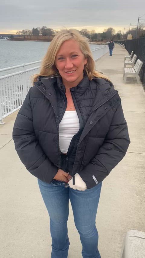 blonde exhibitionism exhibitionist fingering outdoor clip