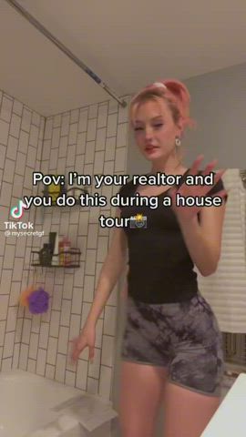 ass spreading tiktok clip