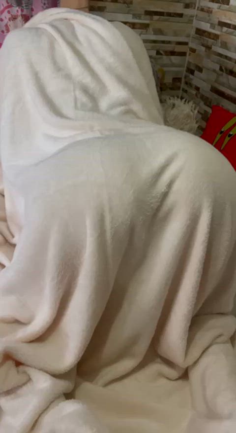 OMG! A horney ghost! ๐ป