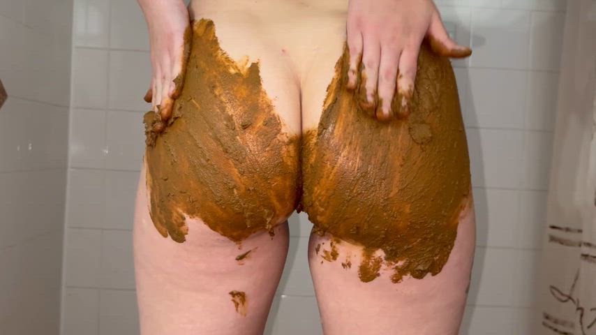 ass shaking toilet dirty clip