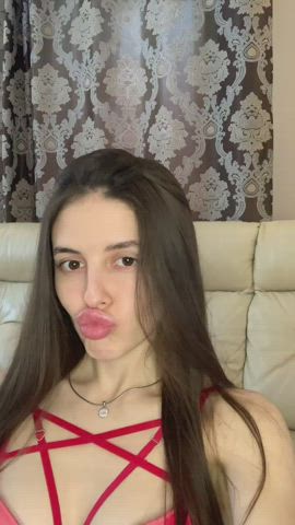 brunette cute wifey clip