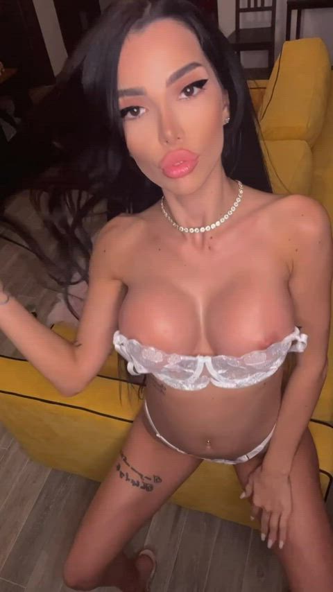 amateur ass big tits clip