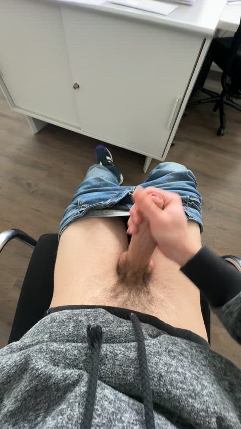 cockflash masturbating office teen clip