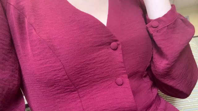 new o[f]fice, same slut ?