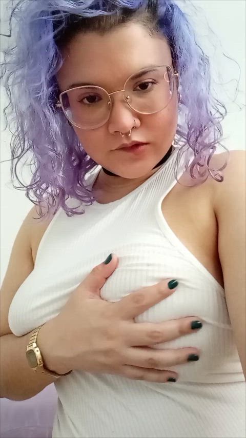 My saggy tits will turn everyone on