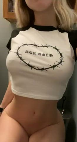 babe camgirl natural tits tits clip