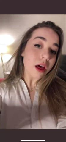 Big Tits Jiggling Natural Tits clip