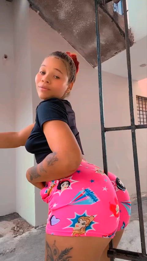 latina tease twerking wedgie clip