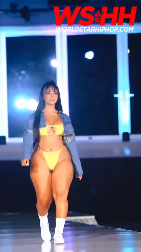 big ass latina thick clip