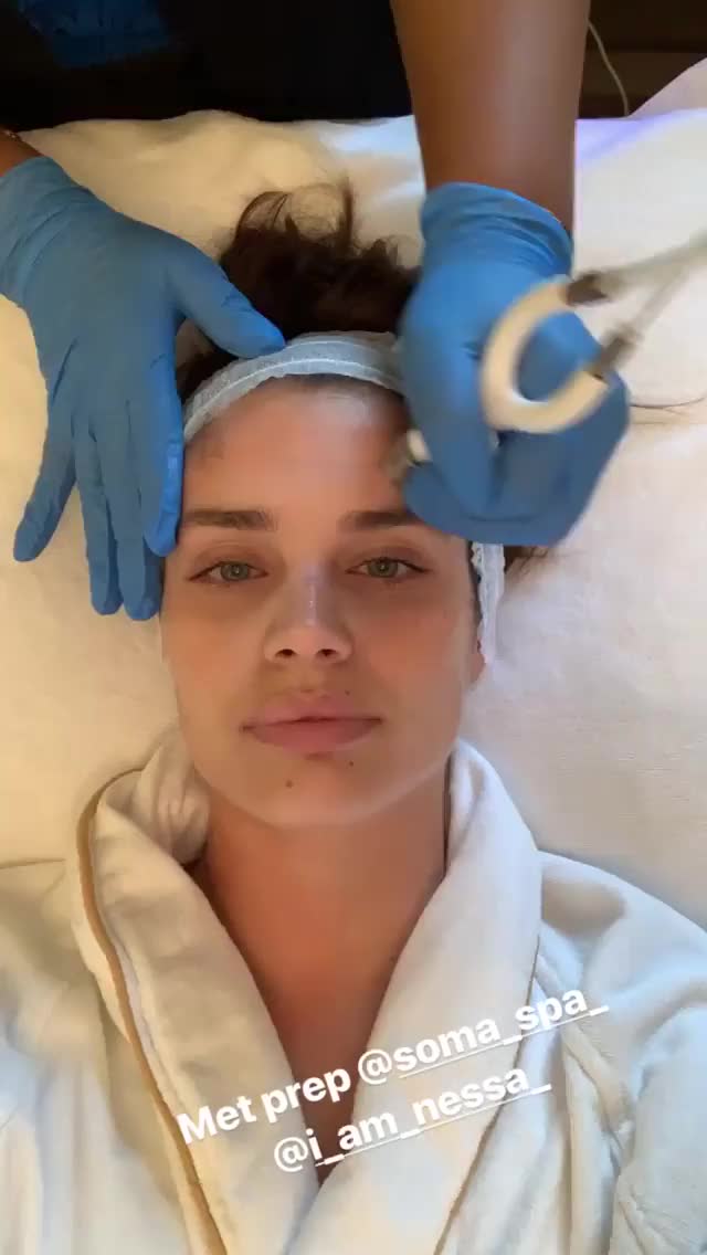 Sara Sampaio clip