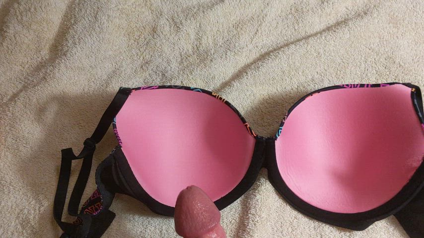 bra cum cumshot fetish clip