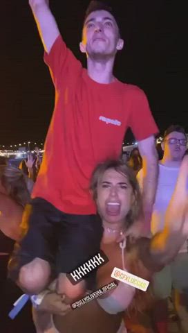 brazilian dancing festival muscular girl sfw clip