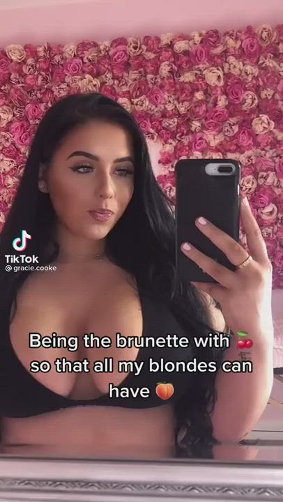 Big Tits Teen TikTok clip