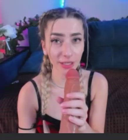 deepthroat dildo solo teen clip