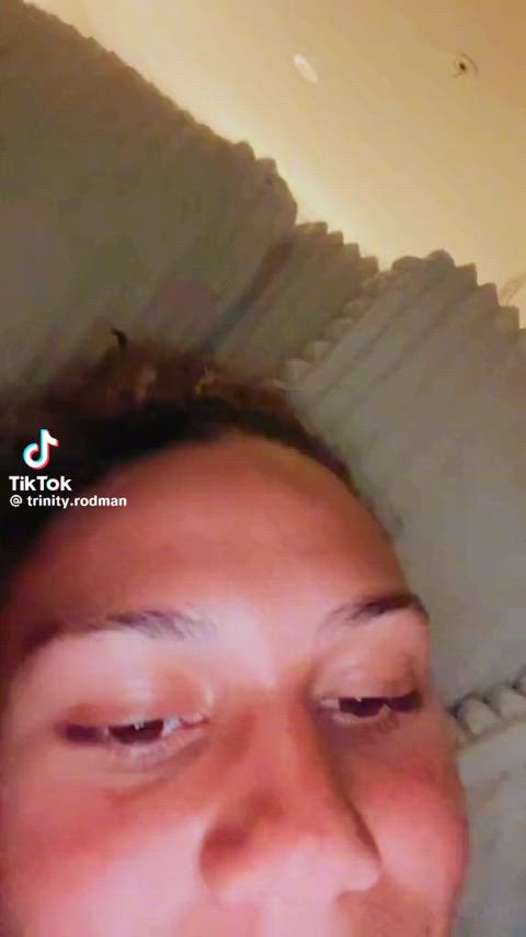 cute lightskinned teen clip