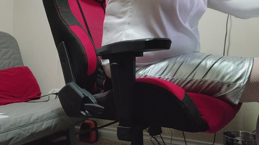 big dick crossdressing cumshot femboy masturbating nails stockings clip