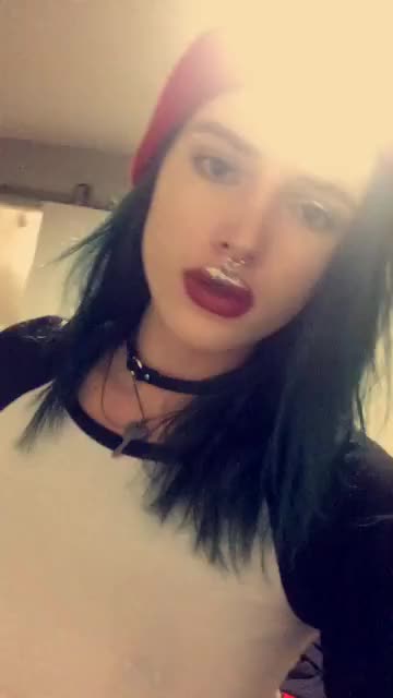 Bella Thorne - 16