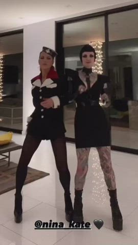 brunette celebrity kate beckinsale legs stockings clip