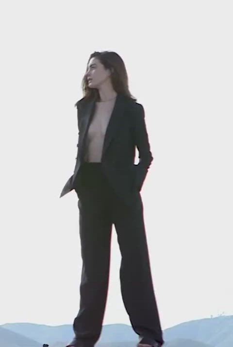 anne hathaway celebrity photoshoot clip