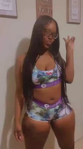 curvy ebony hourglass clip