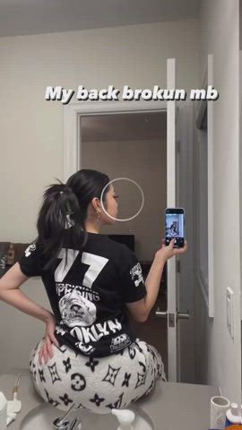 bathroom booty mirror clip