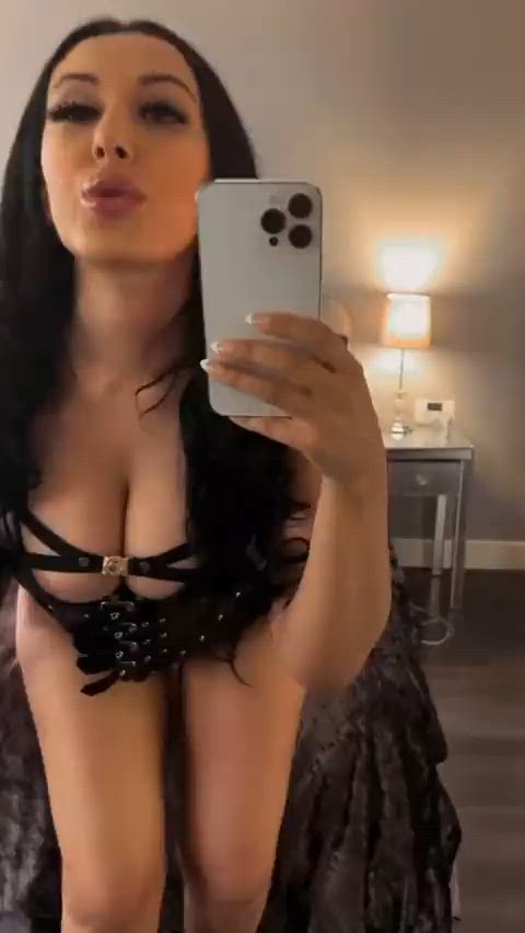 babe brunette latina sex spit on face clip