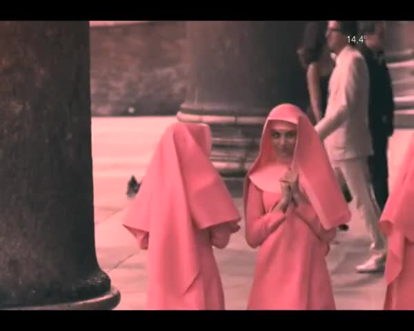 Martini Rosato Spot