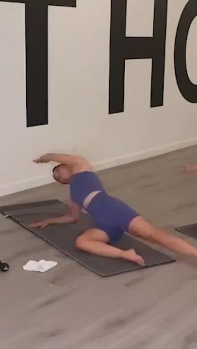 Lucy Hale clip
