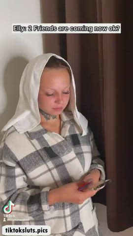 Blowjob Daughter Mom Threesome TikTok clip