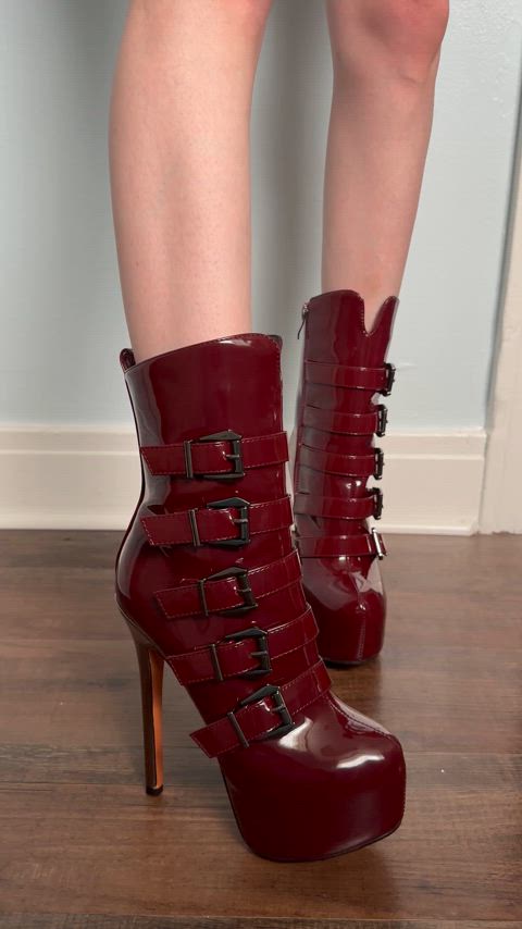 New boots gifted to me, what do you think?