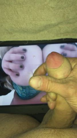 Big Tits Cum Tribute clip
