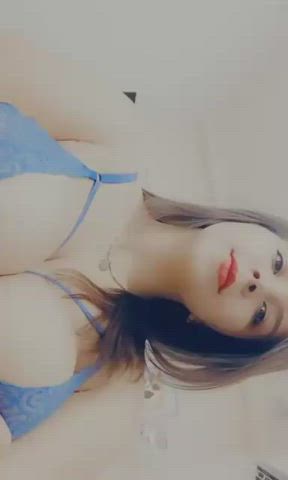 Big Tits Colombian Cute Latina Natural Tits Sensual clip