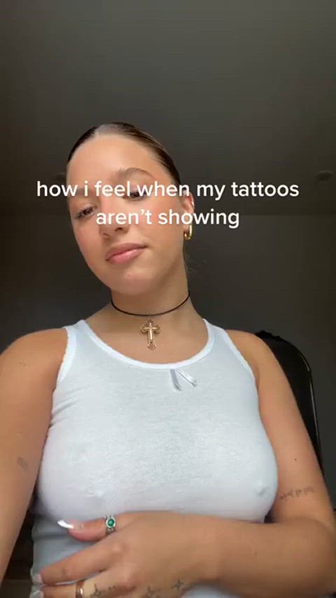 brunette pokies sexy voice clip
