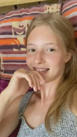 amateur blowjob cute petite teen white girl clip
