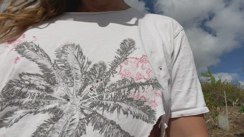 milf outdoor tits titty drop clip