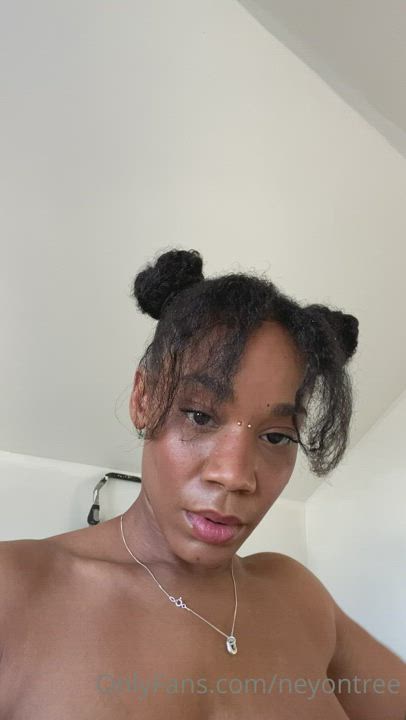 Ebony Hairy Pussy Twerking clip