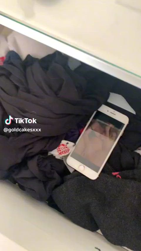 fingering flashing pussy shaved pussy tiktok clip