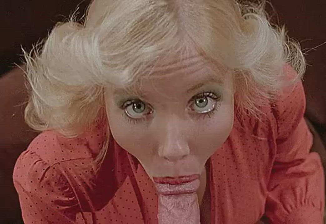 Blonde Blowjob Candy clip